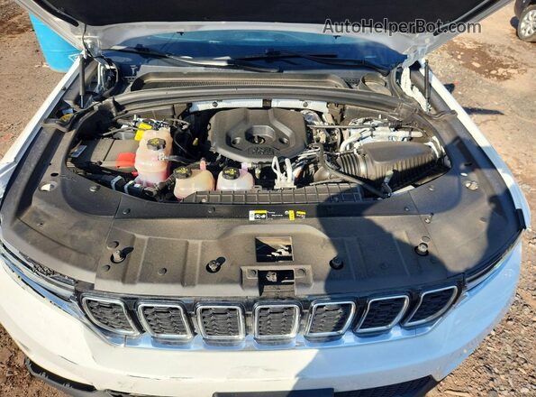 1C4RJYB65PC610831 2023 JEEP GRAND White Engine compartment view