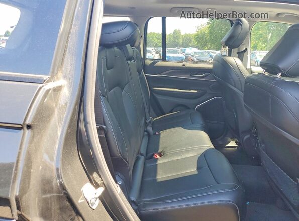 1C4RJYB67PC665667 2023 JEEP GRAND Charcoal Widok wnętrza z tyłu