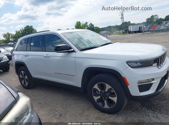 1C4RJYB67R8520487 2024 JEEP GRAND CHEROKEE 4XE White Вид задньої частини салону