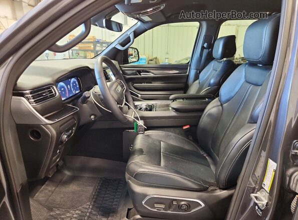 1C4SJSAPXPS502686 2023 JEEP WAGONEER Gray Вид салону спереду