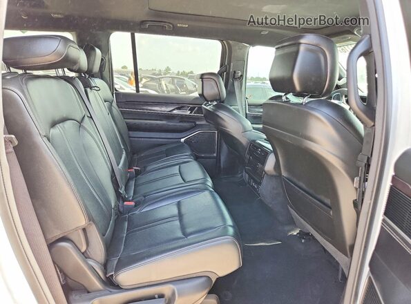 1C4SJVAP5PS570993 2023 JEEP WAGONEER White უკანა სალონის ხედი
