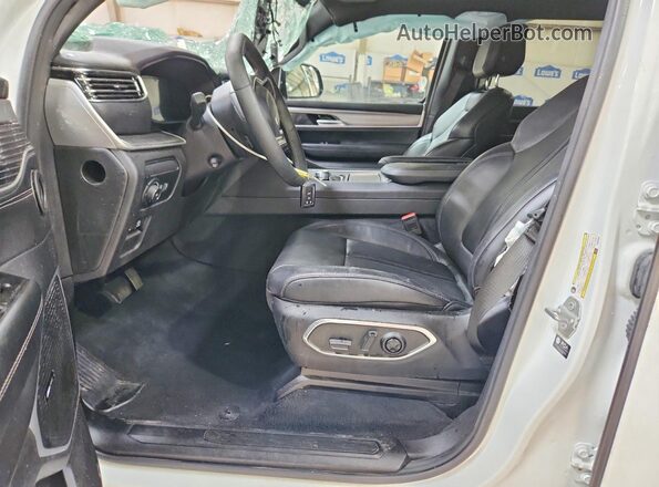 1C4SJVBP0SS509235 2025 JEEP WAGONEER White Вид салону спереду