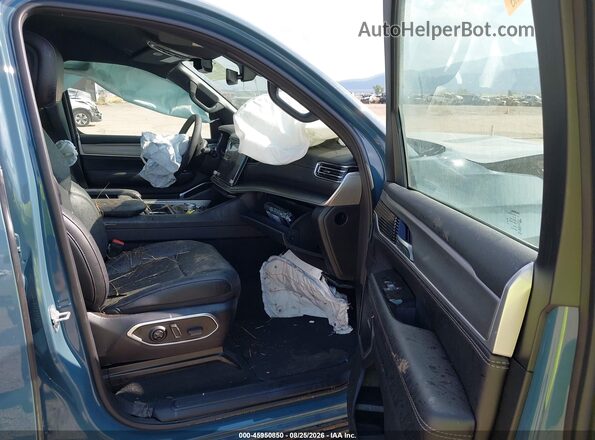 1C4SJVBP2TS174240 2026 JEEP GRAND WAGONEER Blue Front interior view