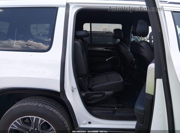 1C4SJVBP7SS510334 2025 JEEP WAGONEER White VIN კოდის სტიკერის ხედი
