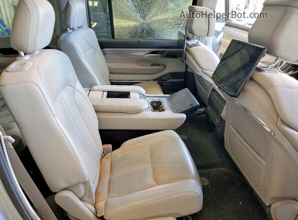 1C4SJVEJ6NS140666 2022 JEEP GRAND Silver Vista interior trasera