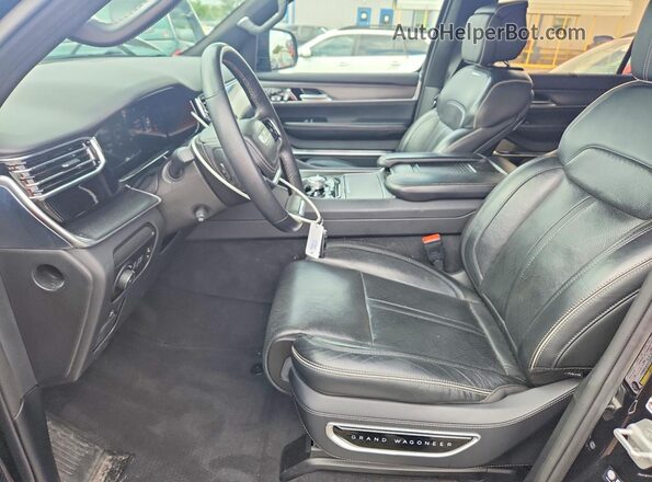 1C4SJVFJ3PS541268 2023 JEEP GRAND Black Вид салону спереду
