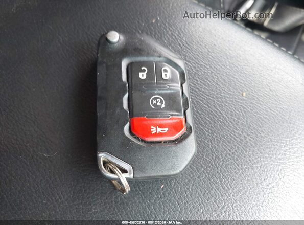 1C6HJTFG1LL173736 2020 JEEP GLADIATOR Black Widok deski rozdzielczej