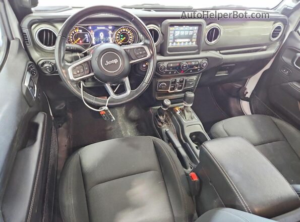 1C6HJTFG1ML618879 2021 JEEP GLADIATOR White Widok deski rozdzielczej