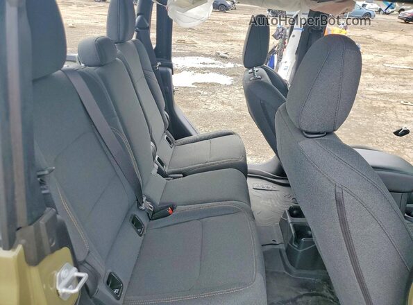 1C6PJTAG5TL181504 2026 JEEP GLADIATOR Green Հետևի նստատեղերի տեսք