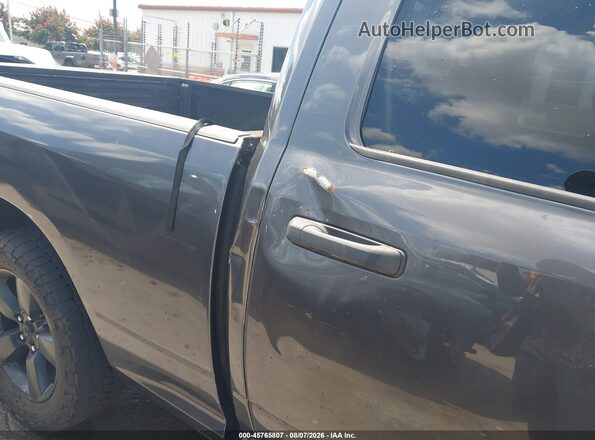 1C6RR6FG1HS723142 2017 RAM 1500 Gray Դիմացի տեսք