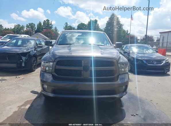 1C6RR6FG1HS723142 2017 RAM 1500 Gray Սարքավորումների վահանակի տեսք