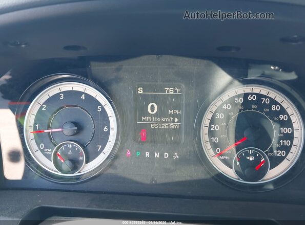1C6RR6FG1JS303600 2018 RAM 1500 White Вид задніх сидінь