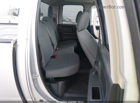 1C6RR6FG3HS824781 2017 RAM 1500 Silver VIN კოდის სტიკერის ხედი