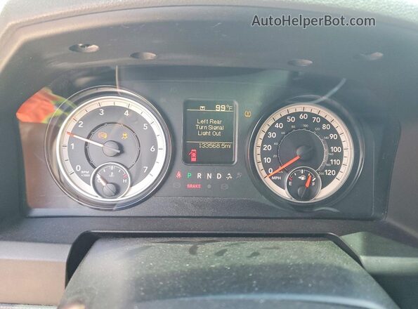 1C6RR6FG3JS296651 2018 RAM 1500 Gray Widok zestawu wskaźników