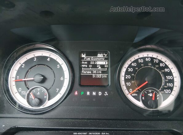 1C6RR6FG6HS833264 2017 RAM 1500 Silver Հետևի նստատեղերի տեսք