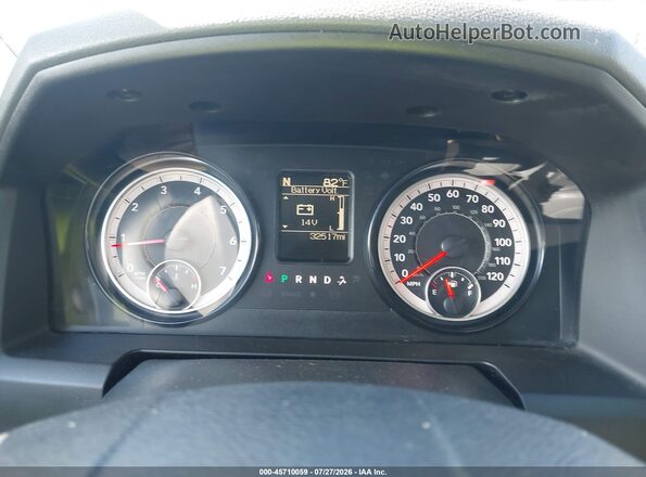 1C6RR6FG6HS844748 2017 RAM 1500 Black Vista de los asientos traseros