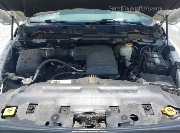 1C6RR6FG7GS403550 2016 RAM 1500 Белый Вид сзади