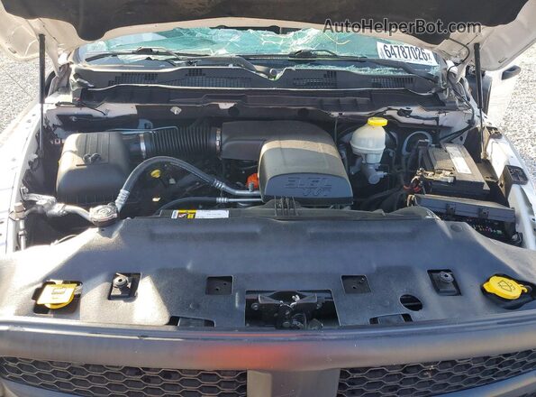 1C6RR6FG7HS764925 2017 RAM 1500 White Rear interior view
