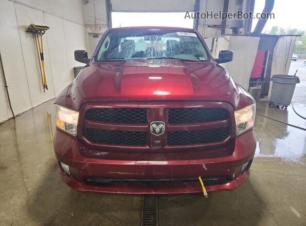 1C6RR6FG7JS139561 2018 RAM 1500 Бордовый Панорамный вид салона 360°