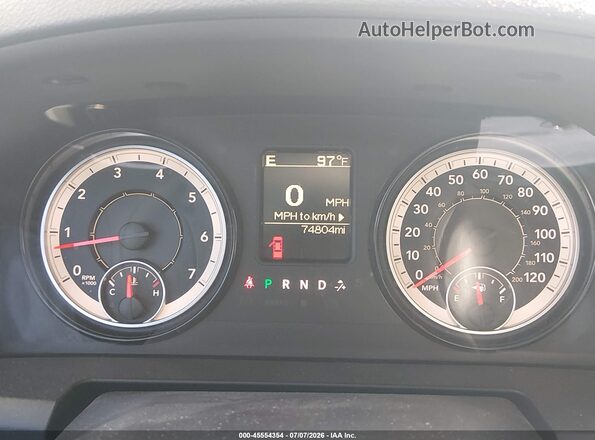 1C6RR6FG9JS324114 2018 RAM 1500 Black უკანა სავარძლების ხედი