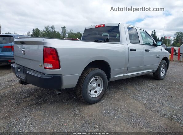 1C6RR6FGXJS322260 2018 RAM 1500 Silver Trasero derecho