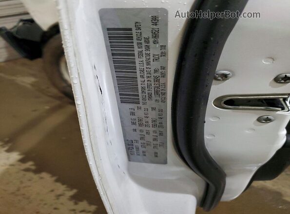 1C6RR6FGXLS138245 2020 RAM 1500 White Engine compartment view