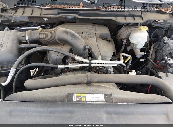 1C6RR6FT1GS306079 2016 RAM 1500 Silver Widok z tyłu