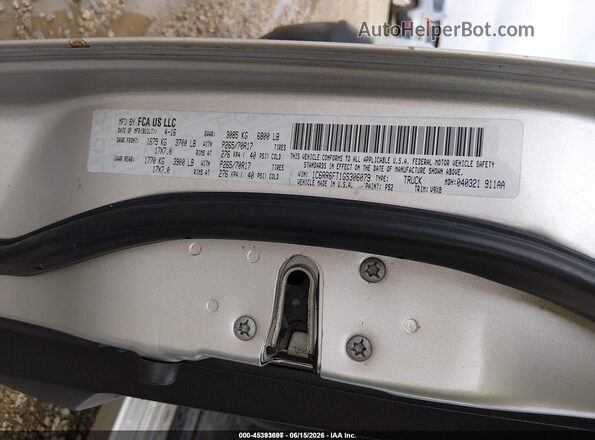 1C6RR6FT1GS306079 2016 RAM 1500 Silver Widok komory silnika