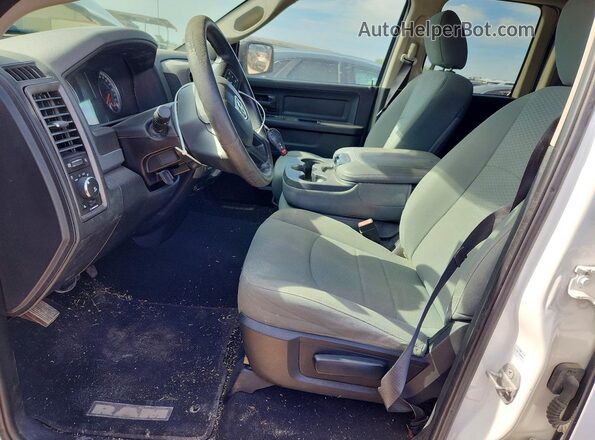 1C6RR6FT3GS136694 2016 RAM 1500 White Widok wnętrza z przodu
