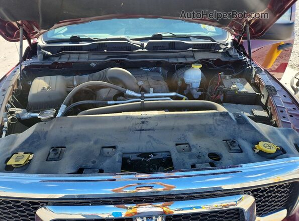 1C6RR6FT5JS292551 2018 RAM 1500 Burgundy Vista interior trasera
