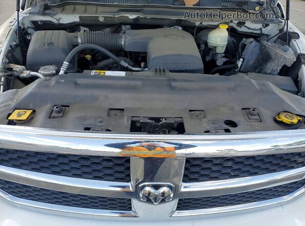 1C6RR6GG0GS290619 2016 RAM 1500 White Vista interior trasera