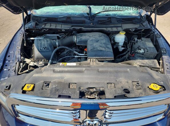 1C6RR6GG2JS205898 2018 RAM 1500 Blue Rear interior view