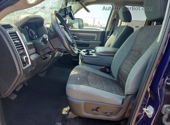 1C6RR6GG2JS205898 2018 RAM 1500 Blue Front interior view