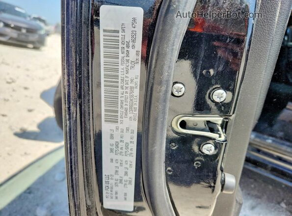 1C6RR6GGXKS676098 2019 RAM 1500 Черный Вид наклейки с VIN-кодом