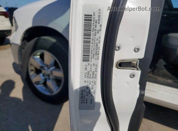 1C6RR6GT0GS256872 2016 RAM 1500 White Engine compartment view