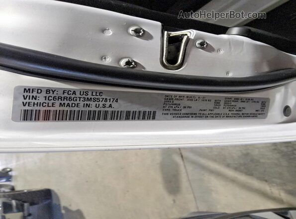 1C6RR6GT3MS578174 2021 RAM 1500 White ძრავის განყოფილების ხედი