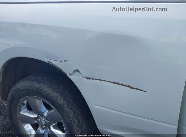 1C6RR6GT6HS676301 2017 RAM 1500 White 