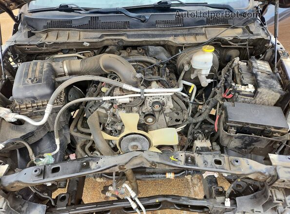 1C6RR6GT7LS154642 2020 RAM 1500 Серый Вид задней части салона