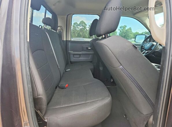 1C6RR6GT7LS154642 2020 RAM 1500 Серый Вид задних сидений