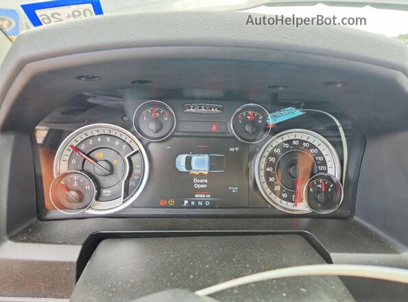 1C6RR6GT7LS154642 2020 RAM 1500 Серый Вид щитка приборов