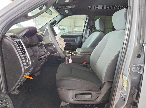 1C6RR6GT8NS149307 2022 RAM 1500 Gray Սալոնի դիմացի տեսք