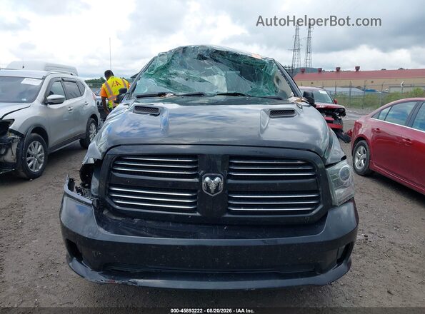 1C6RR6HT1GS381149 2016 RAM 1500 Black Widok deski rozdzielczej