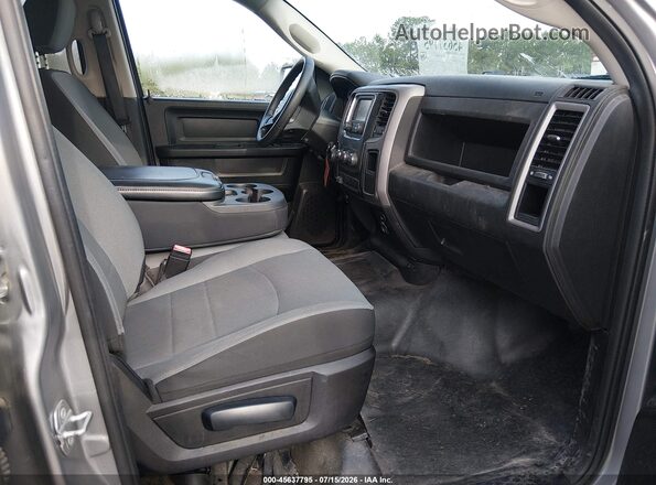 1C6RR6KG0MS572049 2021 RAM 1500 CLASSIC Silver Front interior view