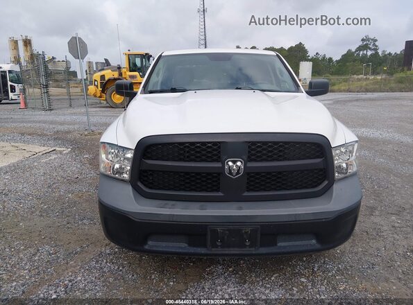 1C6RR6KG2JS322307 2018 RAM 1500 White Vista frontal