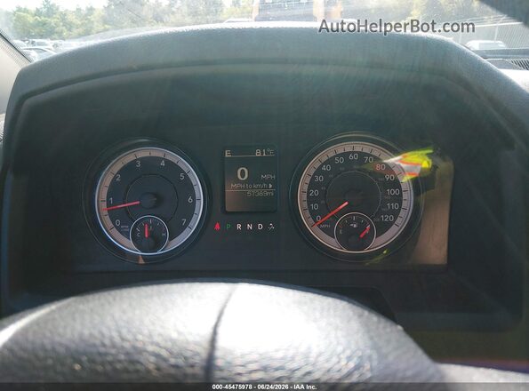 1C6RR6KG3JS317231 2018 RAM 1500 Gray უკანა სავარძლების ხედი