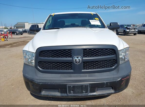 1C6RR6KG4JS296549 2018 RAM 1500 White Vista del cuadro de instrumentos
