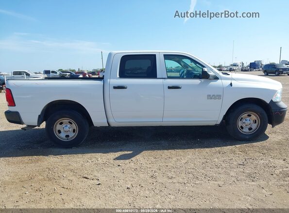 1C6RR6KG4JS296549 2018 RAM 1500 White Vista interior trasera