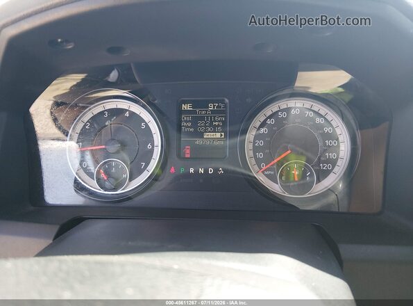 1C6RR6KG4JS303631 2018 RAM 1500 Белый Вид задних сидений