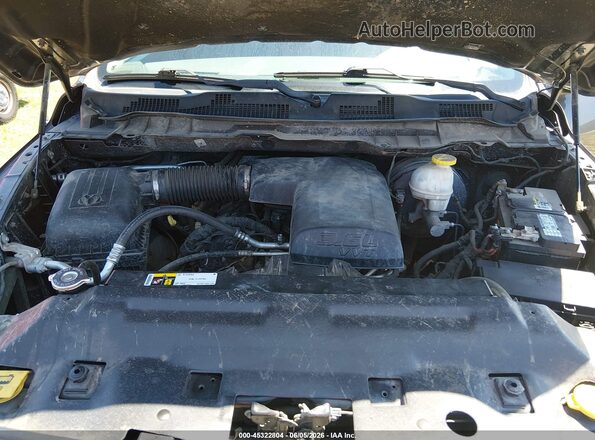 1C6RR6KG4JS313026 2018 RAM 1500 Gray Widok z tyłu