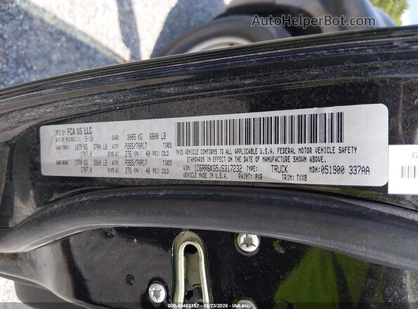 1C6RR6KG5JS317232 2018 RAM 1500 Black Շարժիչի բաժամունքի տեսք